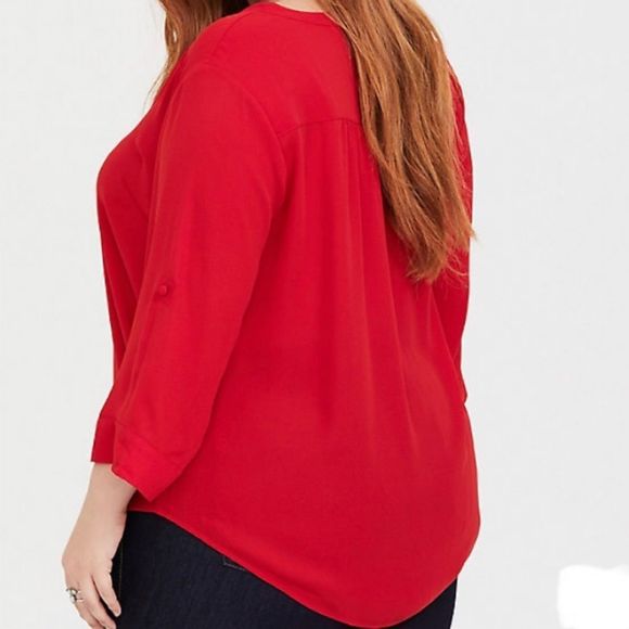 TORRID HARPER - RED GEORGETTE BUTTON-LOOP BLOUSE - Picture 3 of 8